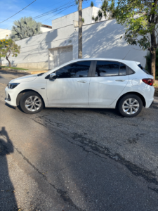 Chevrolet  Onix Hatch LT 1.0 foto 6