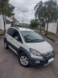 Fiat  Idea Adventure 1.8 16V foto 1