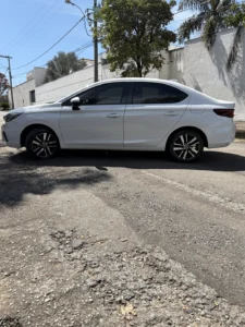 Honda City EXL 2023 foto 2