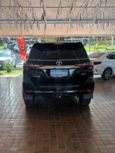 Toyota Hilux SW4 SRX 4X4 foto 5