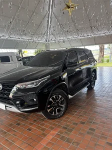 Toyota Hilux SW4 SRX 4X4 foto 4